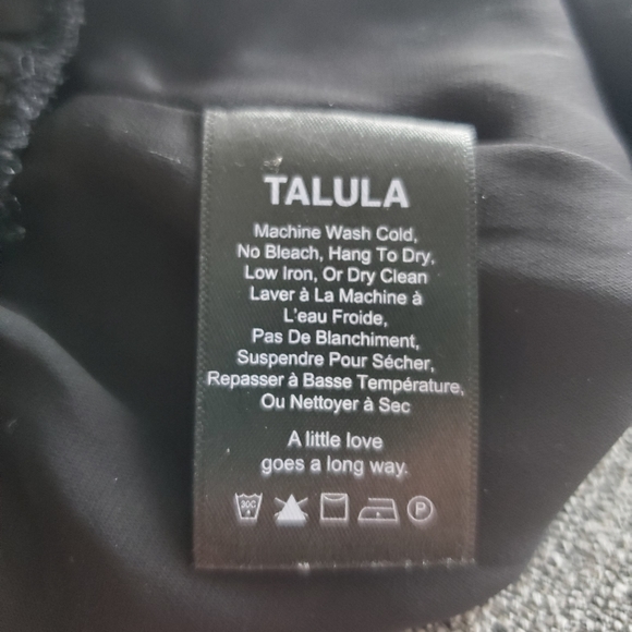 Aritzia Talula Black Shorts - Picture 8 of 10